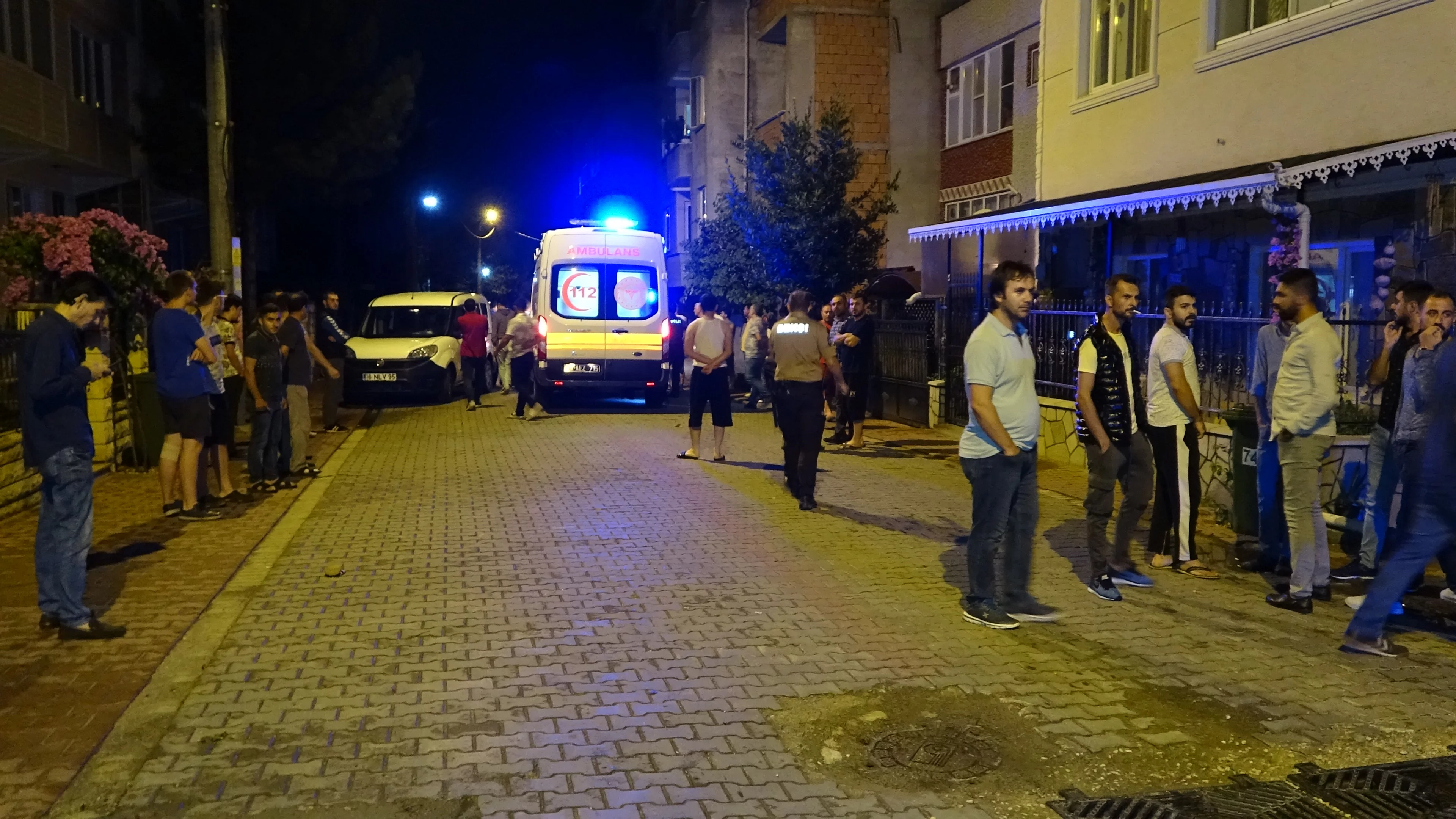 Bursa'da 'tavuk alma' eğlencesi kanlı bitti: 1 ölü, 1 yaralı