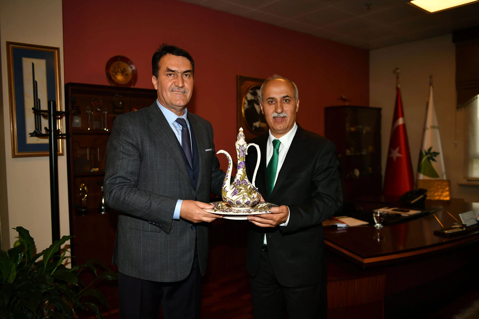 Yenişehir Belediye Başkanı Aydın’dan Dündar’a Ziyaret